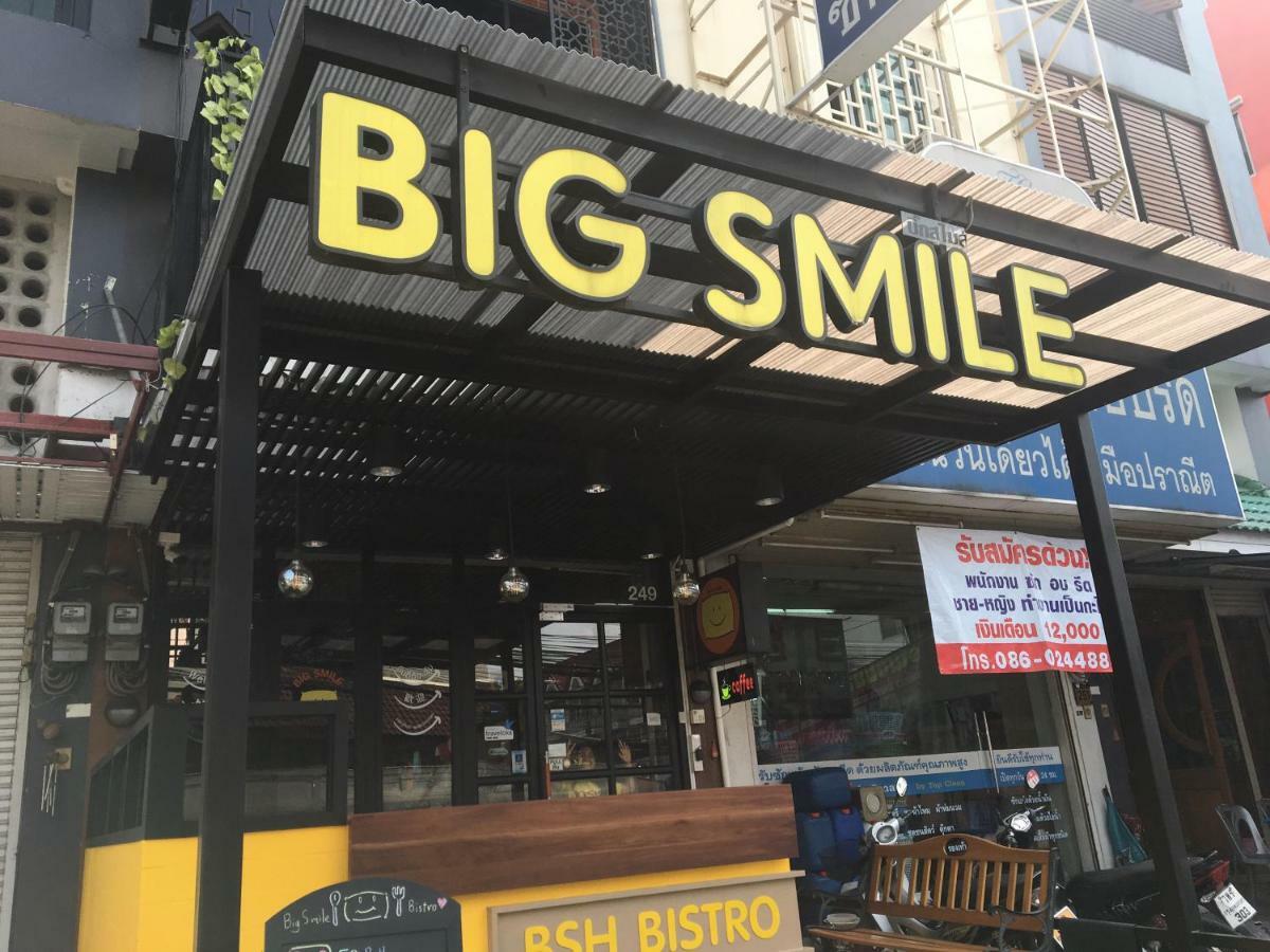 Big Smile Banguecoque Exterior foto
